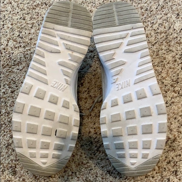 Women’s Nike Air Max VJ athletic shoes - Picture 5 of 5